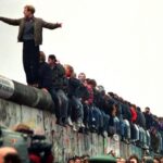 GALLERIA RUSSO • La nuova mostra dedicata al 35° anniversario della caduta Muro di Berlino